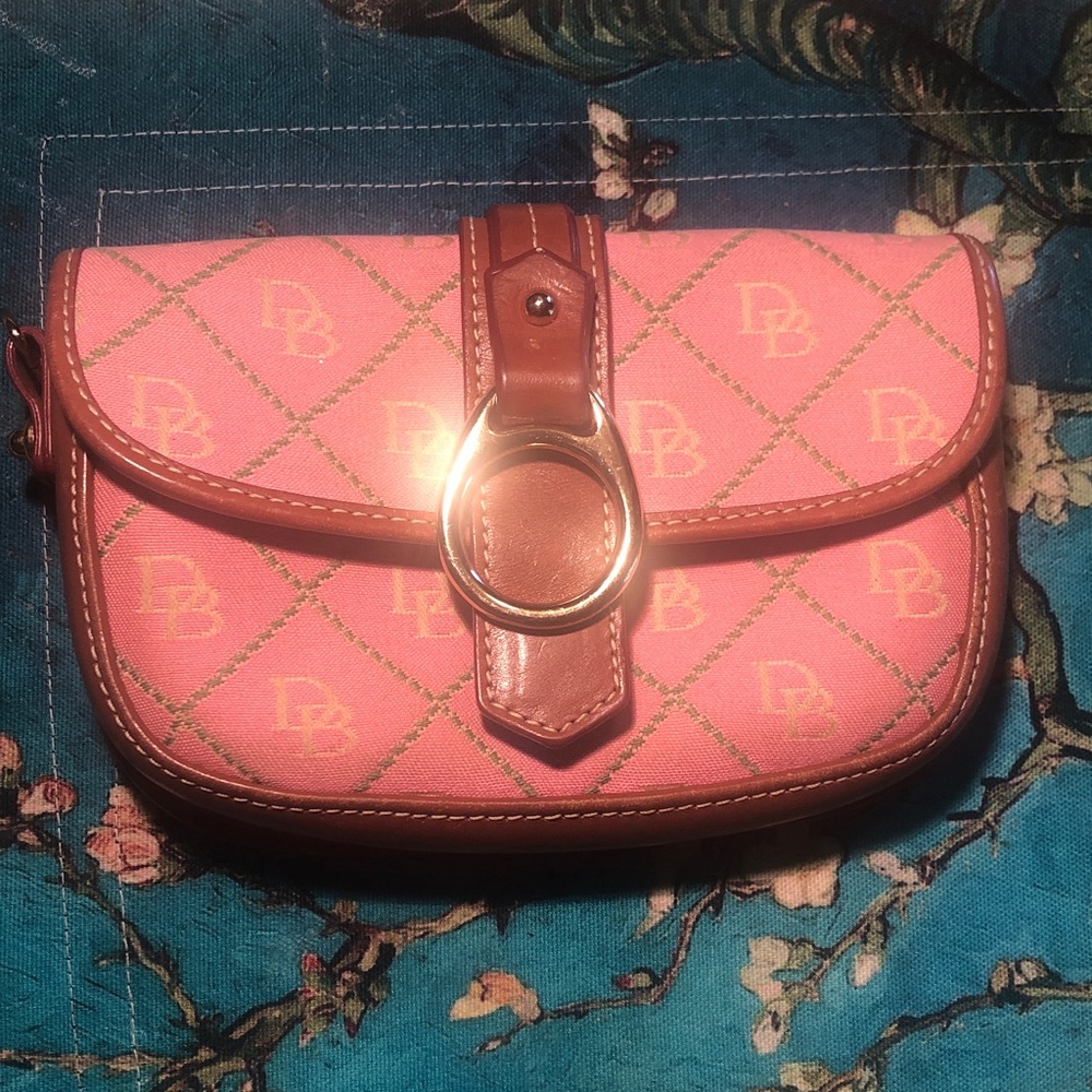 D & B leather & canvas pouch pink gold snap close 6” x 4” x 2” very good conditi